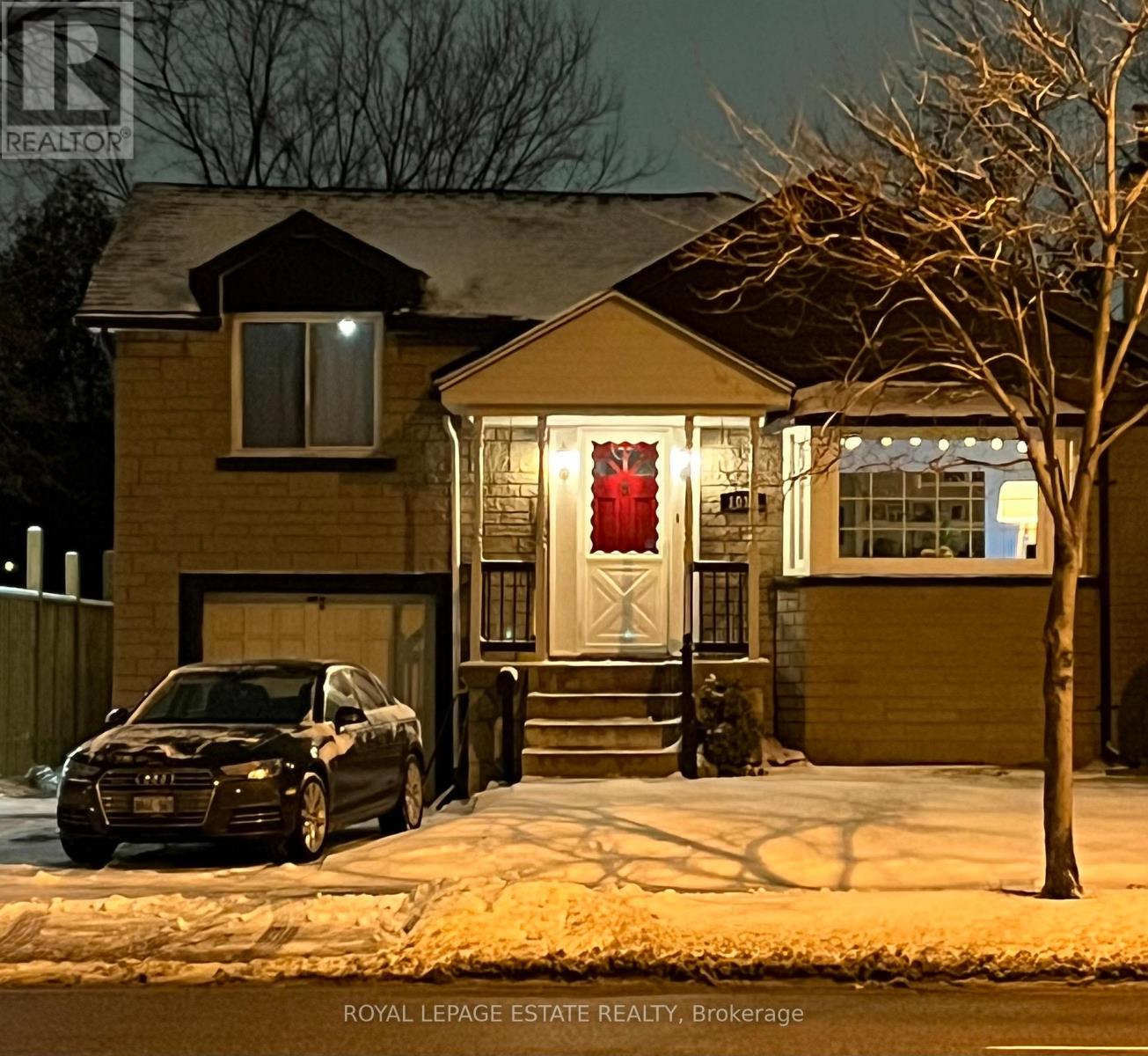 1016 Kipling Avenue, Toronto, Ontario  M9B 3L4 - Photo 4 - W13059968