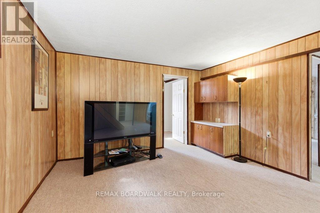 1274 Maitland Avenue, Ottawa, Ontario  K2C 2C6 - Photo 21 - X12966942