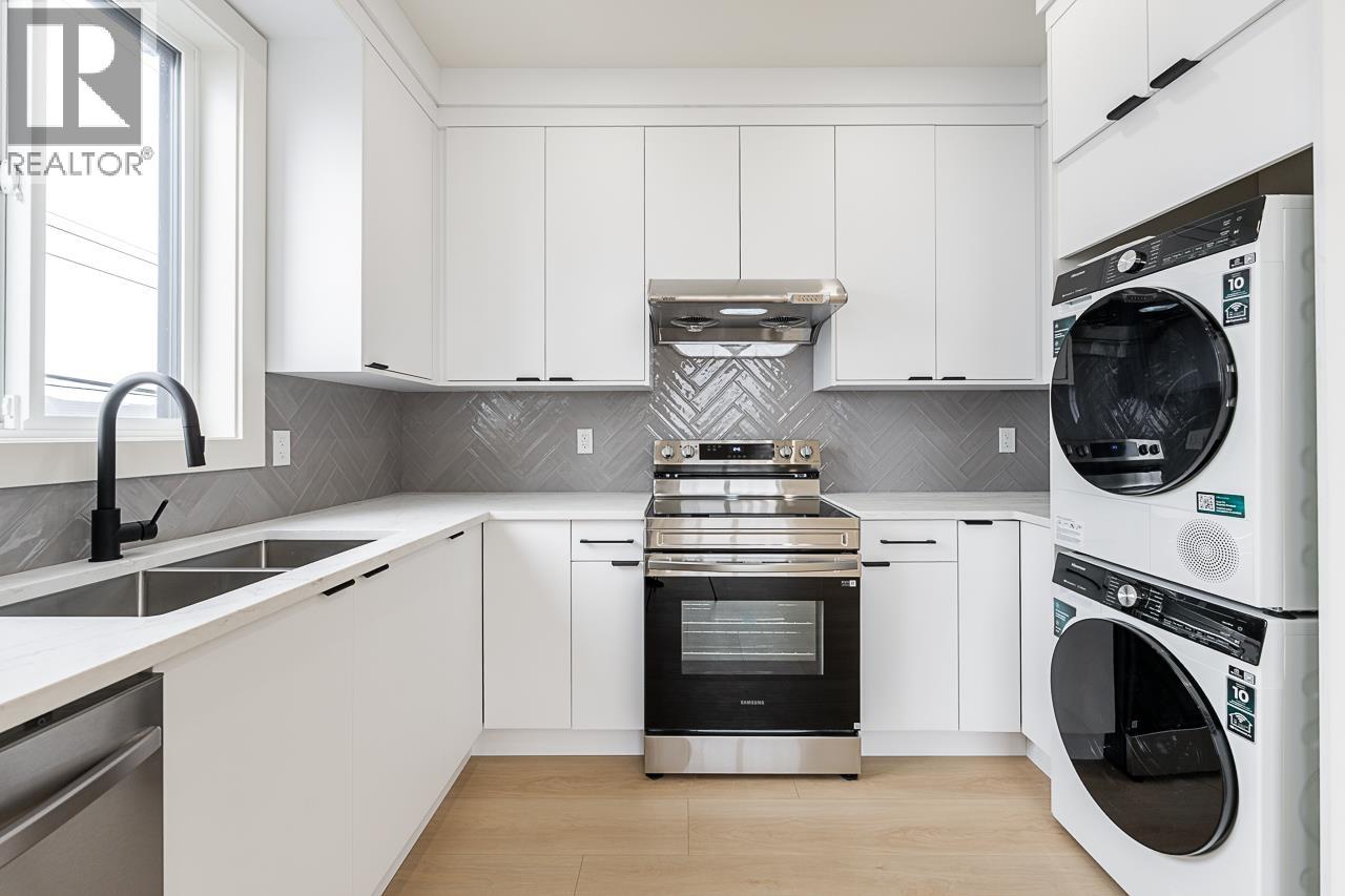 4 6554 Charles Street, Burnaby, British Columbia  V5B 2H1 - Photo 4 - R3117551