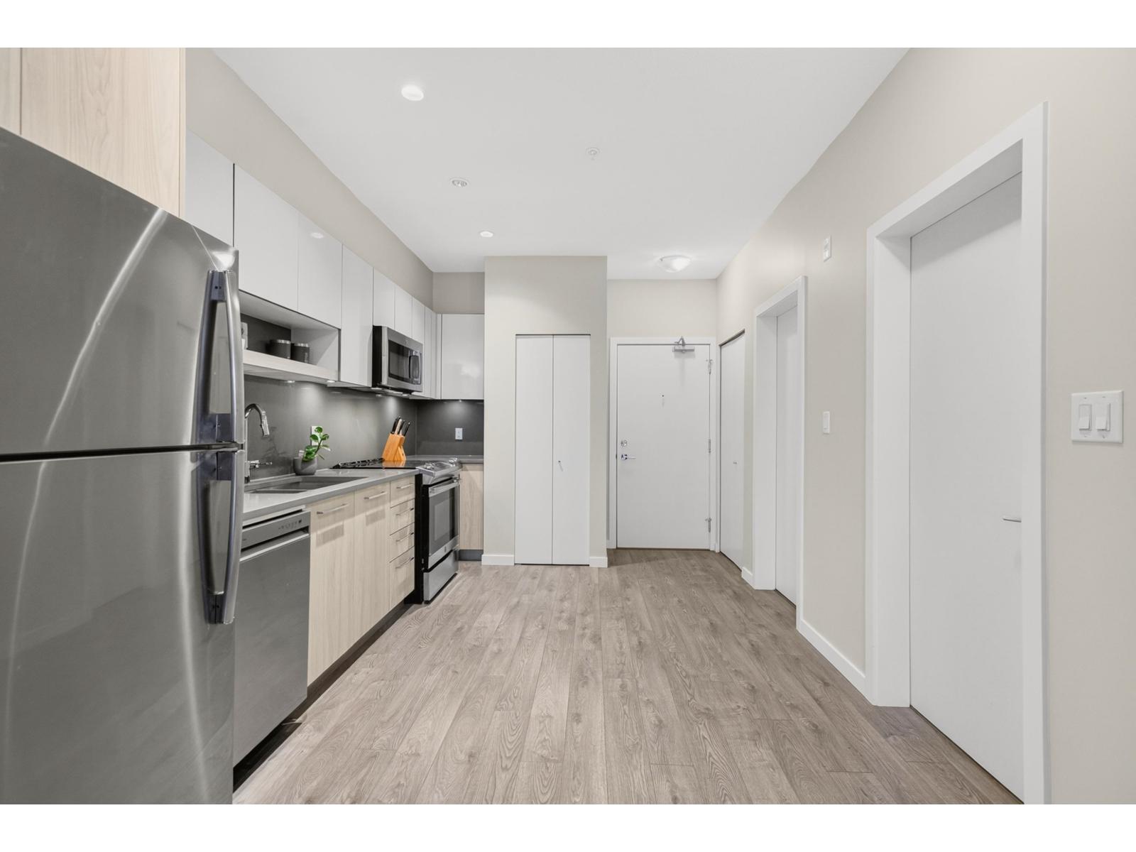 211 13768 108 Avenue, Surrey, British Columbia  V3T 0L9 - Photo 7 - R3117492