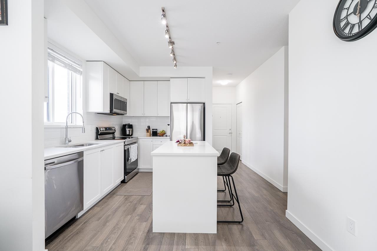 412 15848 Fraser Highway, Surrey, British Columbia  V4N 6X6 - Photo 5 - R3117463