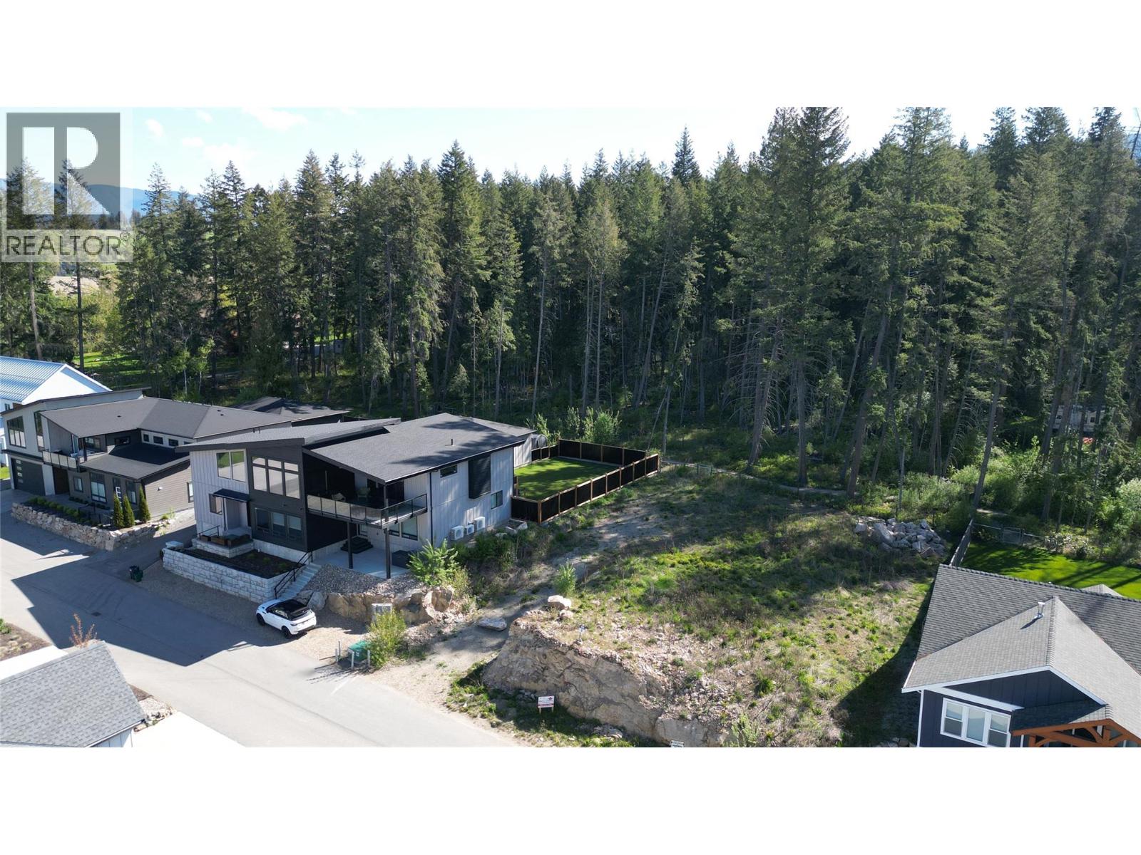 3820 20 Street NE Unit# 5, Salmon Arm, British Columbia  V1E 0G7 - Photo 3 - 10371755