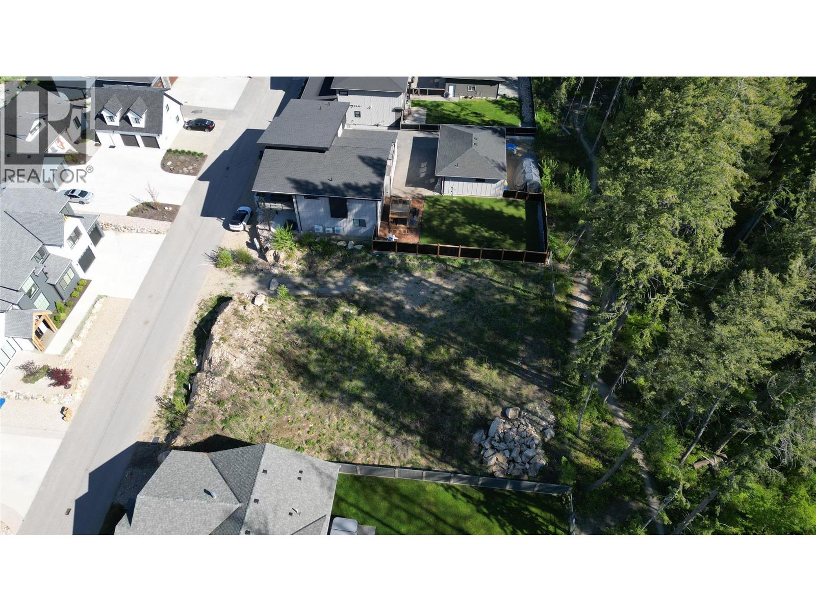 3820 20 Street NE Unit# 5, Salmon Arm, British Columbia  V1E 0G7 - Photo 5 - 10371755