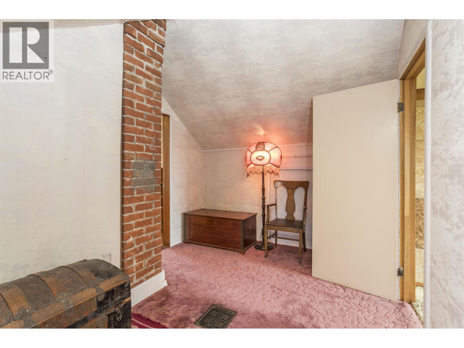 910 Eighth Street, New Westminster, British Columbia  V3M 3T2 - Photo 17 - R3117453