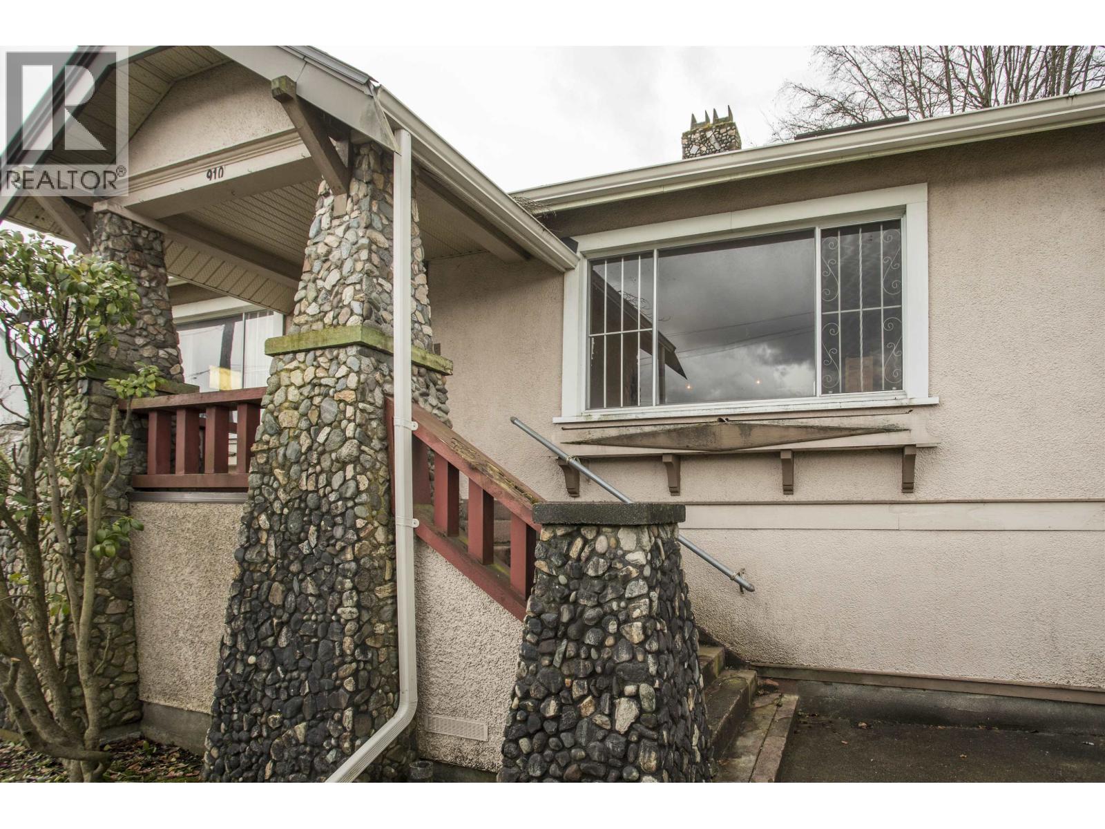910 Eighth Street, New Westminster, British Columbia  V3M 3T2 - Photo 29 - R3117453