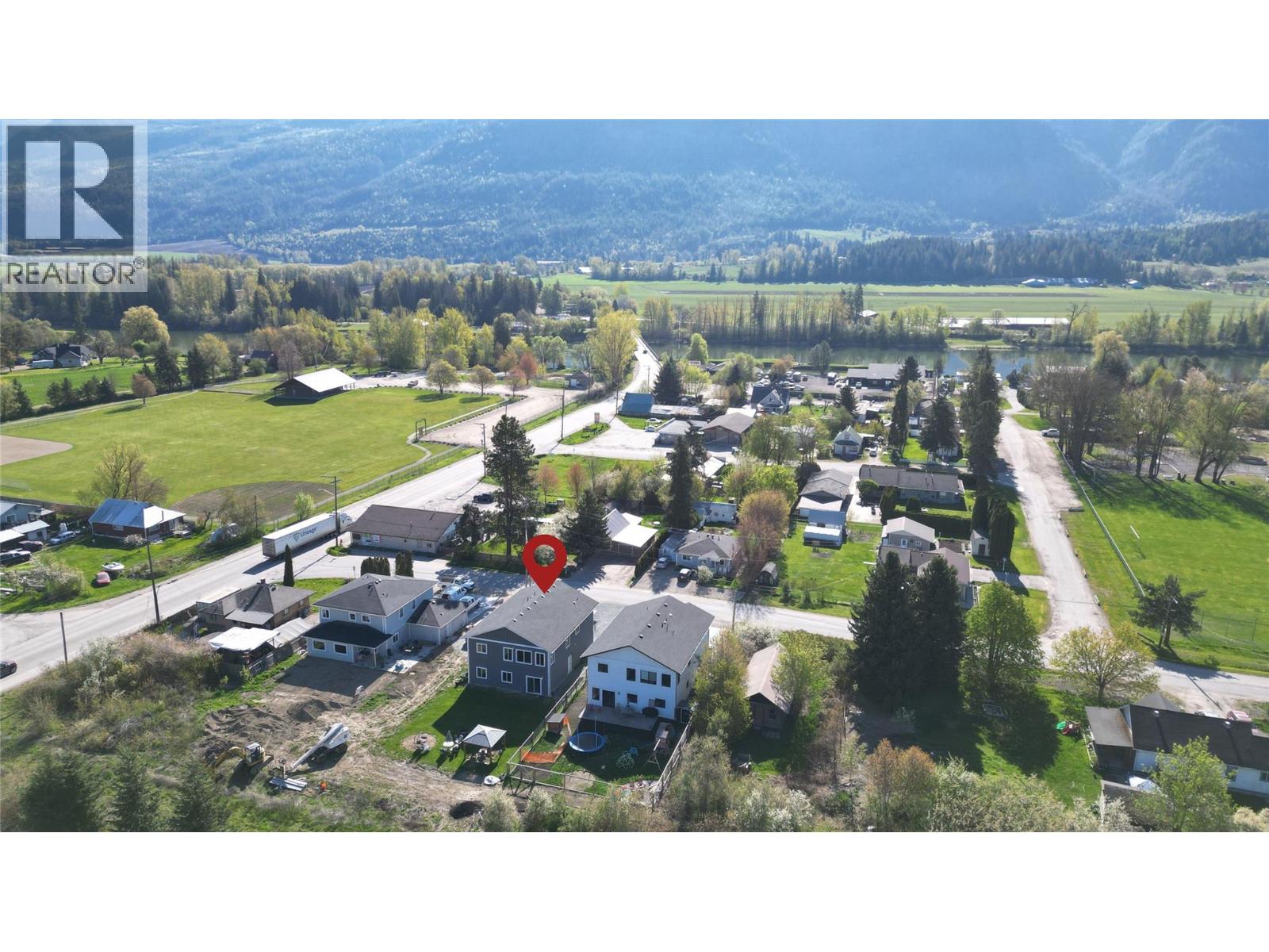 148 4th Avenue, Grindrod, British Columbia  V0E 1Y0 - Photo 38 - 10372295