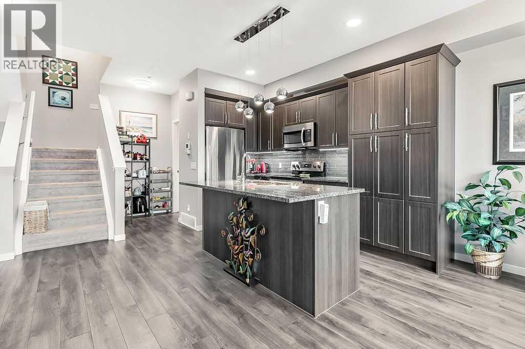 605, 101 Sunset Drive, Cochrane, Alberta  T4C 0W8 - Photo 5 - A2295489