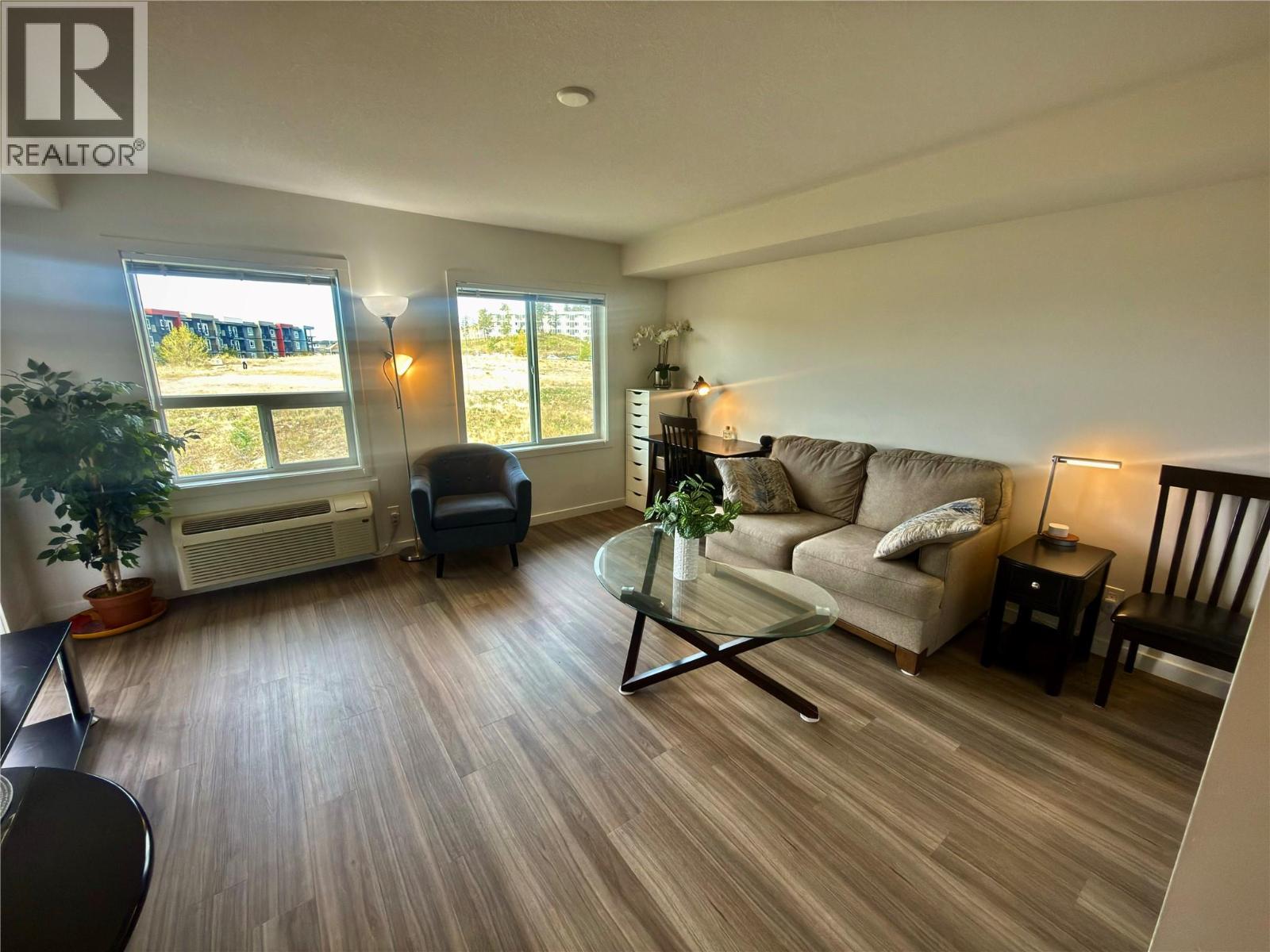 883 Academy Way Unit# Ph7, Kelowna, British Columbia  V1V 0A3 - Photo 2 - 10385387