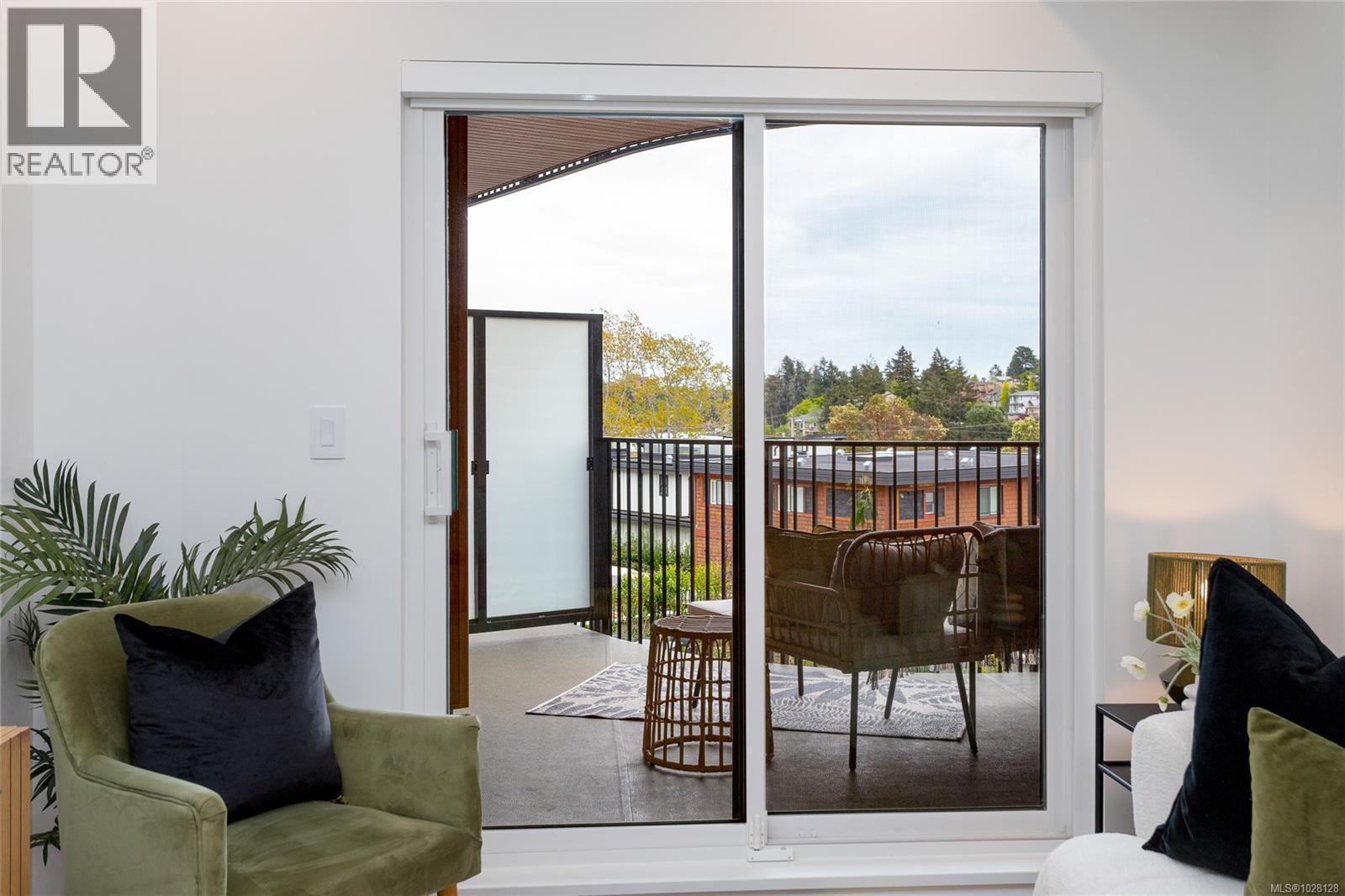 208 1075 Tillicum Rd, Esquimalt, British Columbia  V9A 0L5 - Photo 10 - 1028128