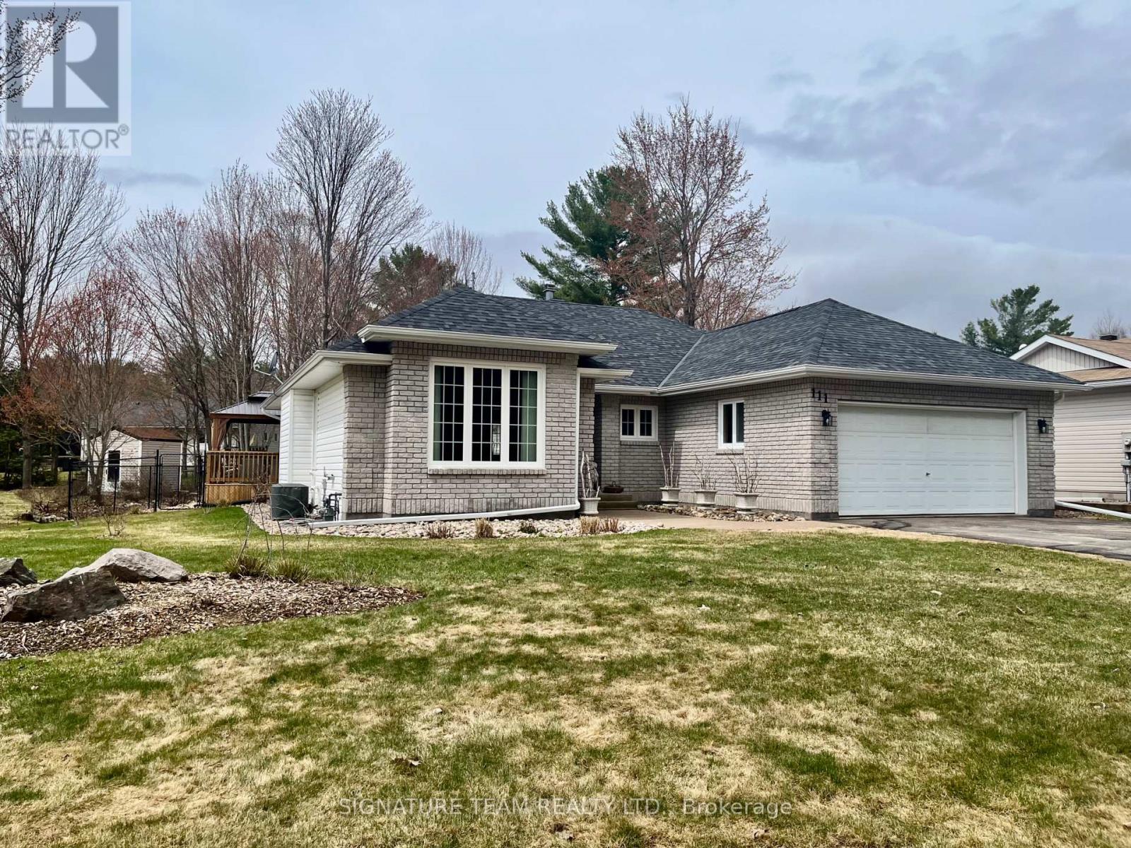 111 Thomas Street, Deep River, Ontario  K0J 1P0 - Photo 36 - X12976650