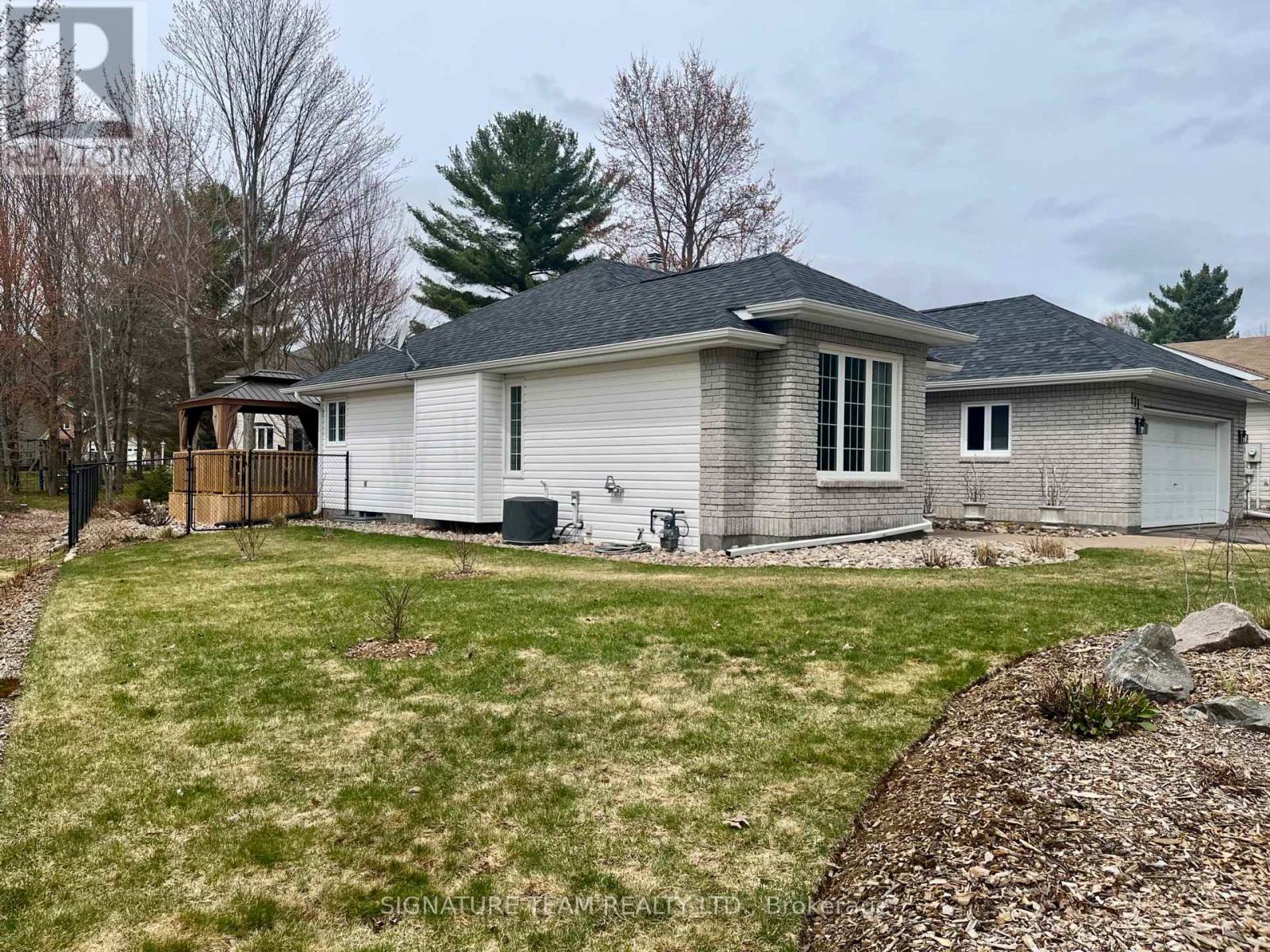 111 Thomas Street, Deep River, Ontario  K0J 1P0 - Photo 37 - X12976650