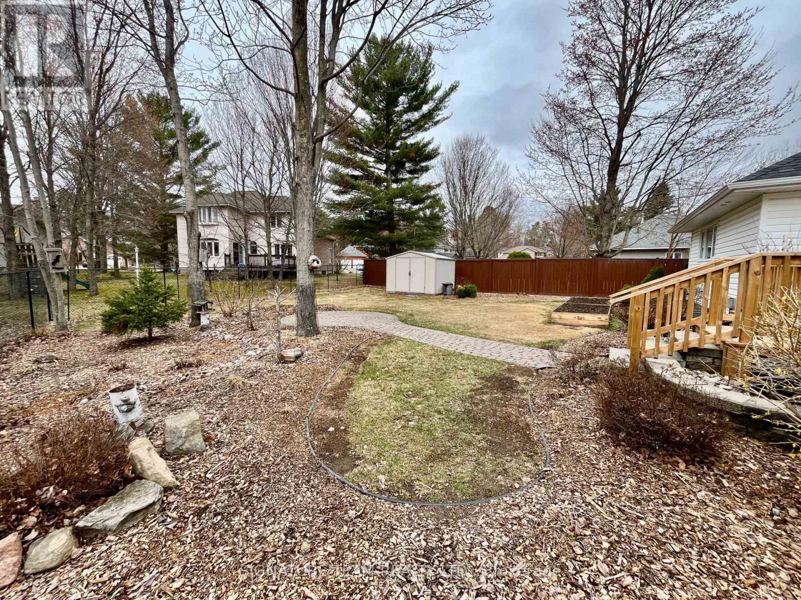 111 Thomas Street, Deep River, Ontario  K0J 1P0 - Photo 42 - X12976650