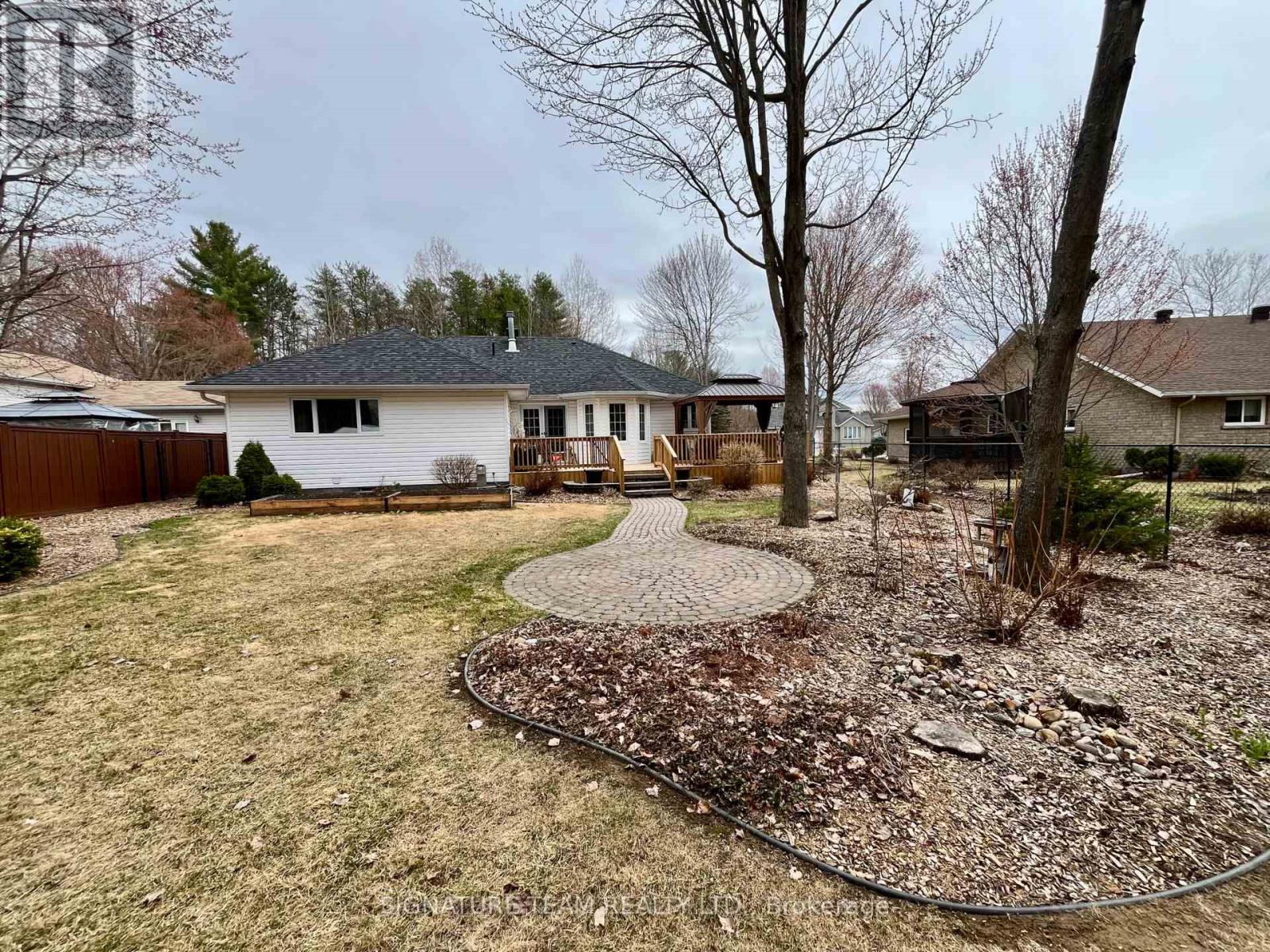 111 Thomas Street, Deep River, Ontario  K0J 1P0 - Photo 41 - X12976650
