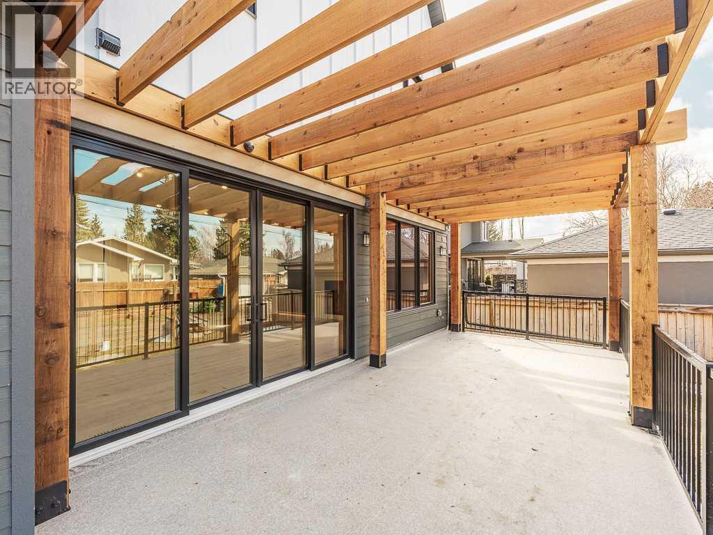 15 42 Street Sw, Calgary, Alberta  T3C 1Y2 - Photo 4 - A2276766
