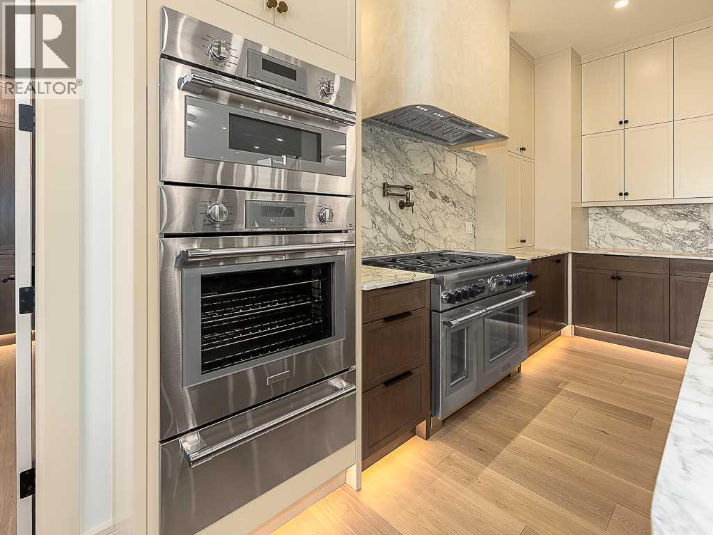 15 42 Street Sw, Calgary, Alberta  T3C 1Y2 - Photo 7 - A2276766