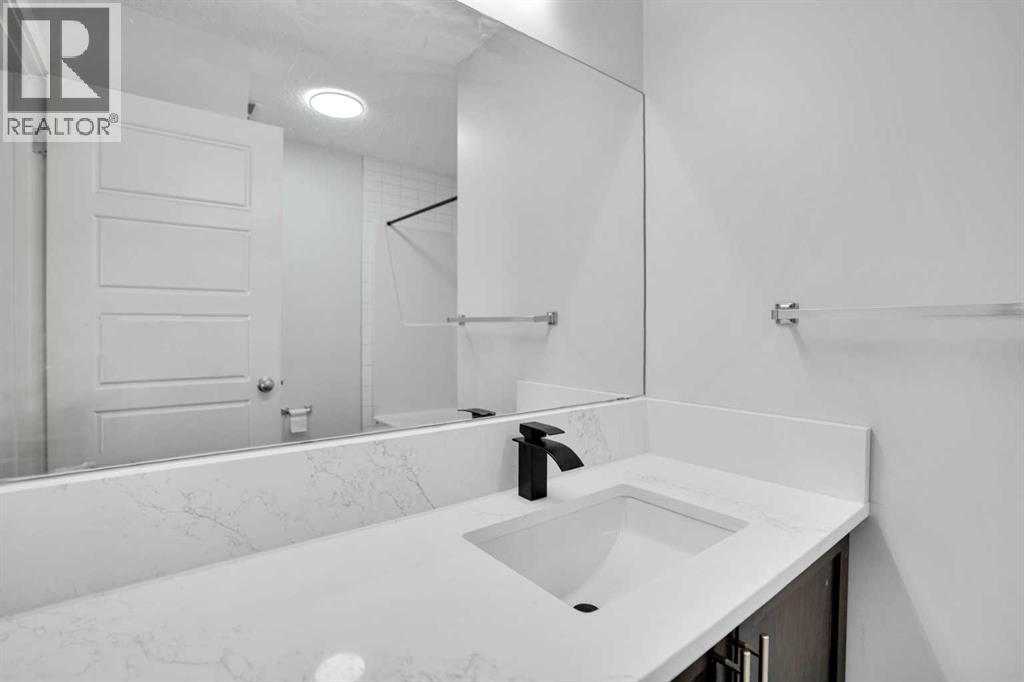 137 Pantego Lane NW, Calgary, Alberta  T3K 0T1 - Photo 29 - A2292494