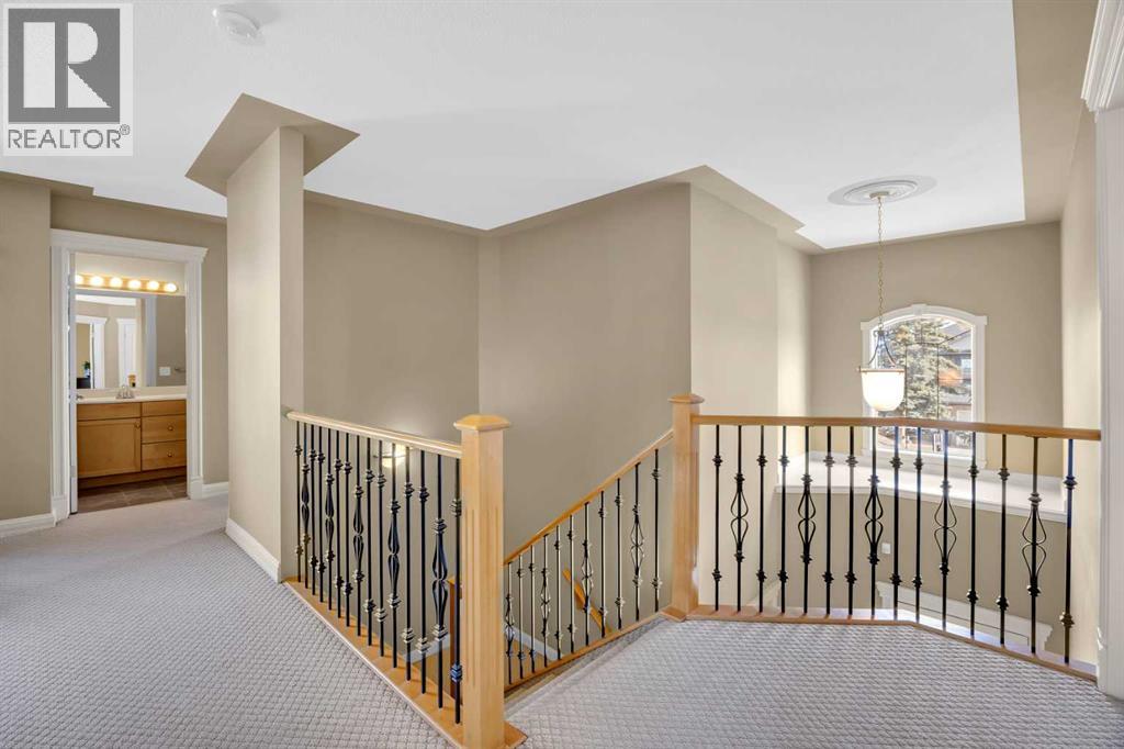 97 Strathridge Close SW, Calgary, Alberta  T3H 4J3 - Photo 20 - A2294102