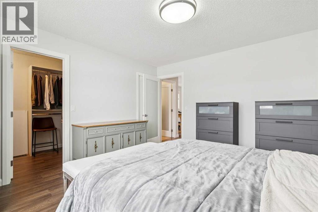 60 Erin Meadow Way SE, Calgary, Alberta  T2B 3A1 - Photo 17 - A2299496