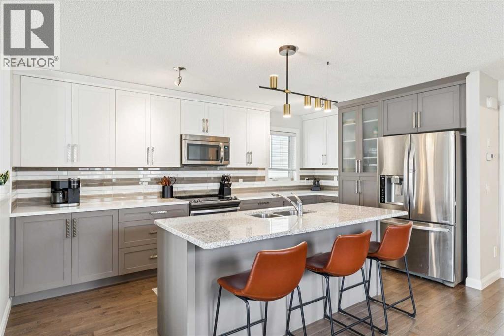 60 Erin Meadow Way SE, Calgary, Alberta  T2B 3A1 - Photo 7 - A2299496