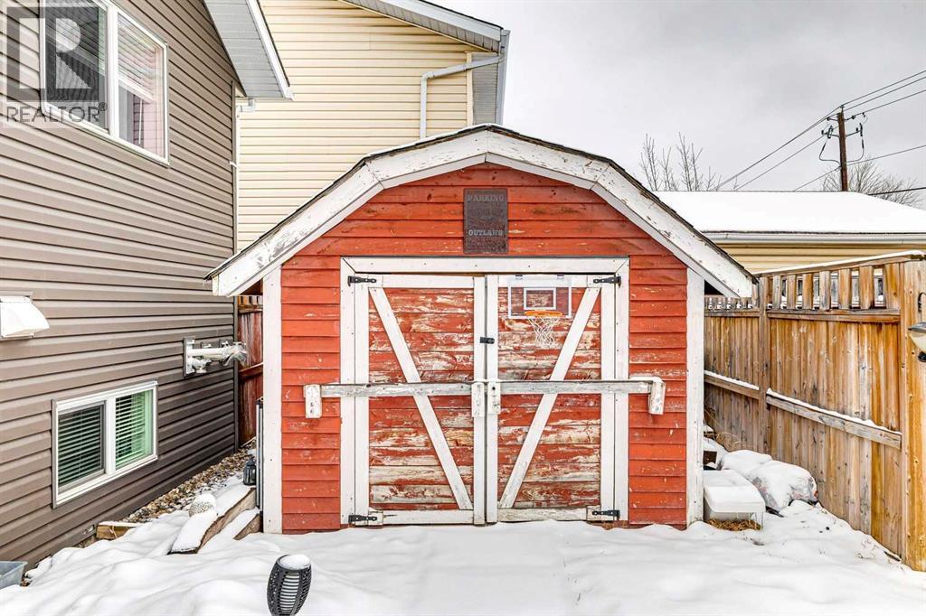 60 Erin Meadow Way SE, Calgary, Alberta  T2B 3A1 - Photo 33 - A2299496