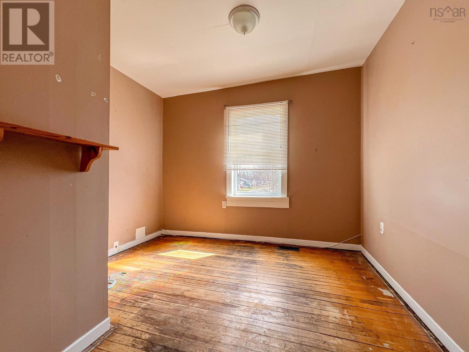 196 Gatacre Street, Sydney, Nova Scotia  B1N 1Z2 - Photo 19 - 202609030