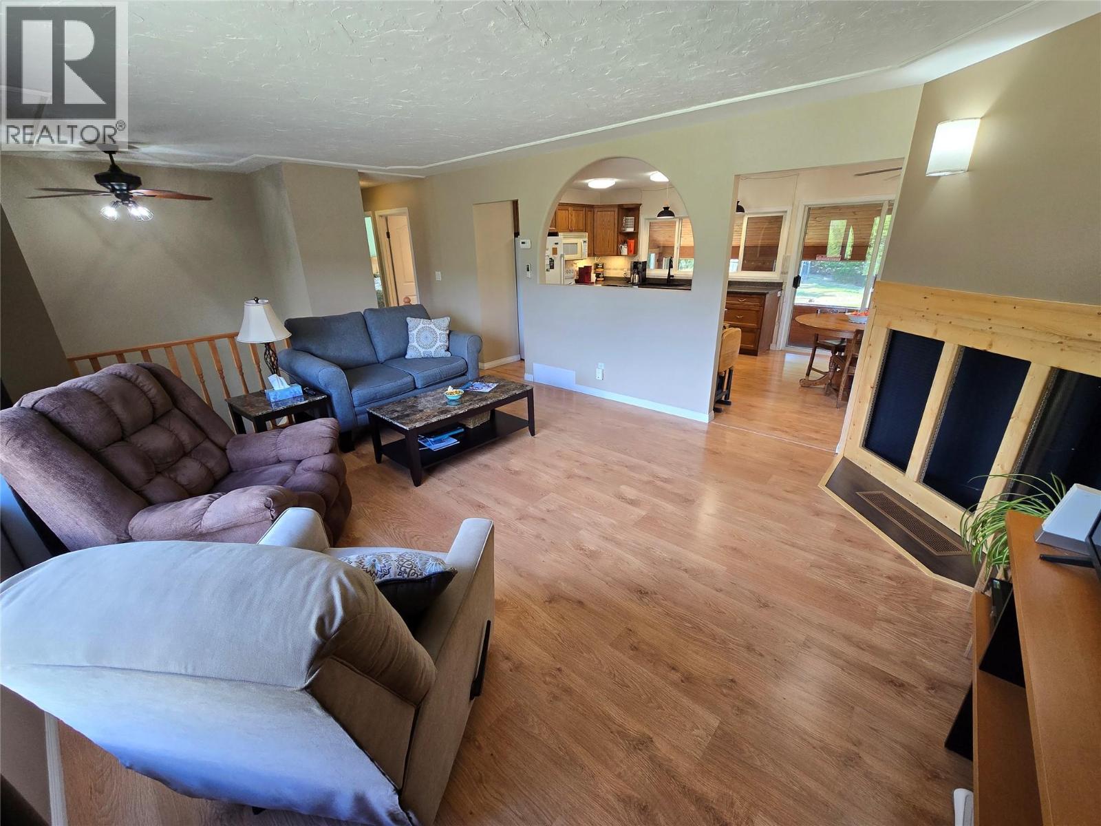 1032 Caroline Road, Clearwater, British Columbia  V0E 1N2 - Photo 15 - 10385402