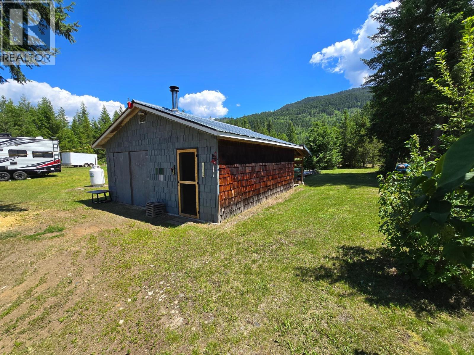 1032 Caroline Road, Clearwater, British Columbia  V0E 1N2 - Photo 35 - 10385402