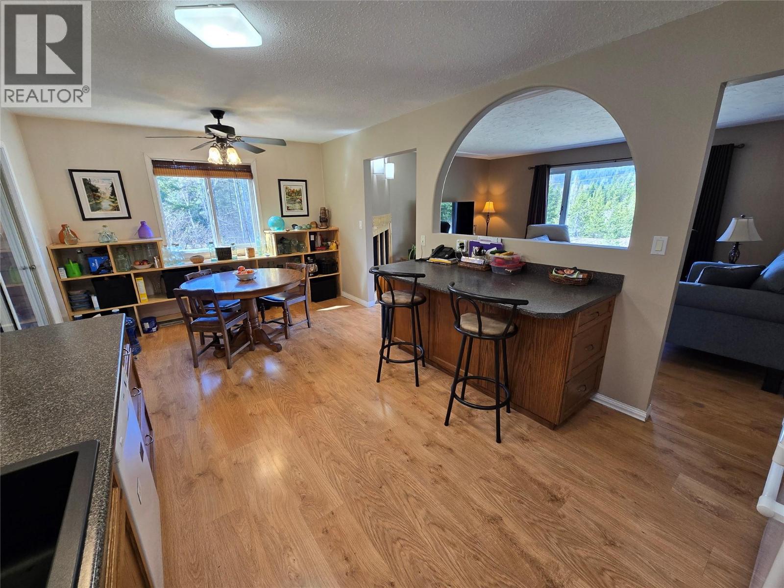 1032 Caroline Road, Clearwater, British Columbia  V0E 1N2 - Photo 8 - 10385402