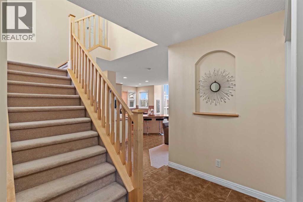 137 Copperleaf Bay SE, Calgary, Alberta  T2Z 0J2 - Photo 5 - A2285712