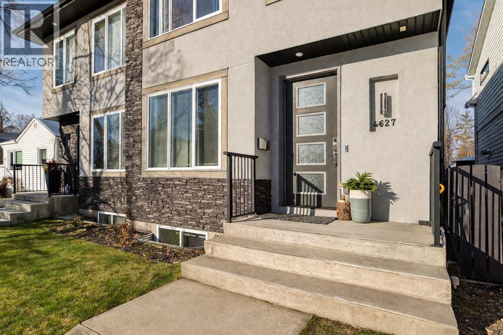 4627 83 Street NW, Calgary, Alberta  T3B 2R1 - Photo 2 - A2292481