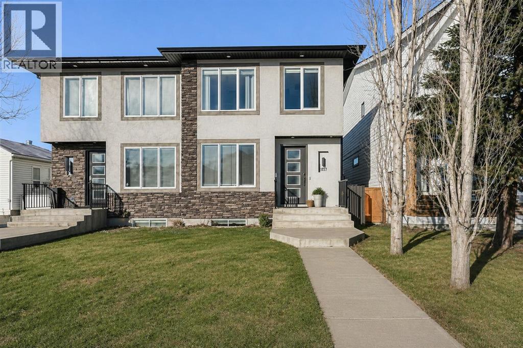 4627 83 Street NW, Calgary, Alberta  T3B 2R1 - Photo 1 - A2292481