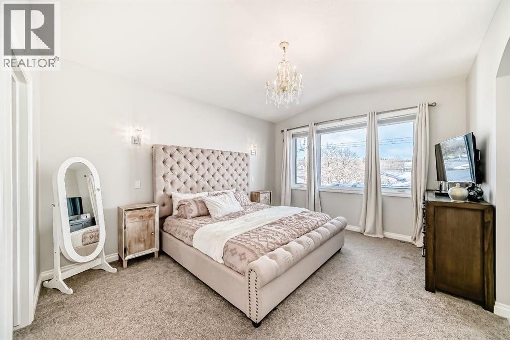 4627 83 Street NW, Calgary, Alberta  T3B 2R1 - Photo 23 - A2292481