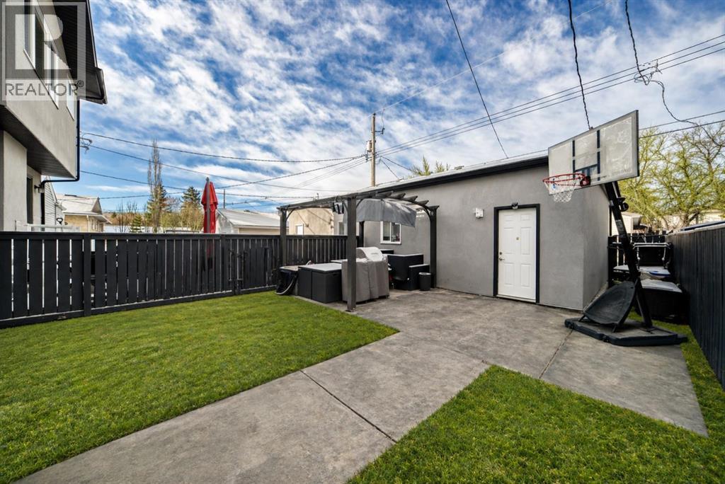 4627 83 Street NW, Calgary, Alberta  T3B 2R1 - Photo 44 - A2292481