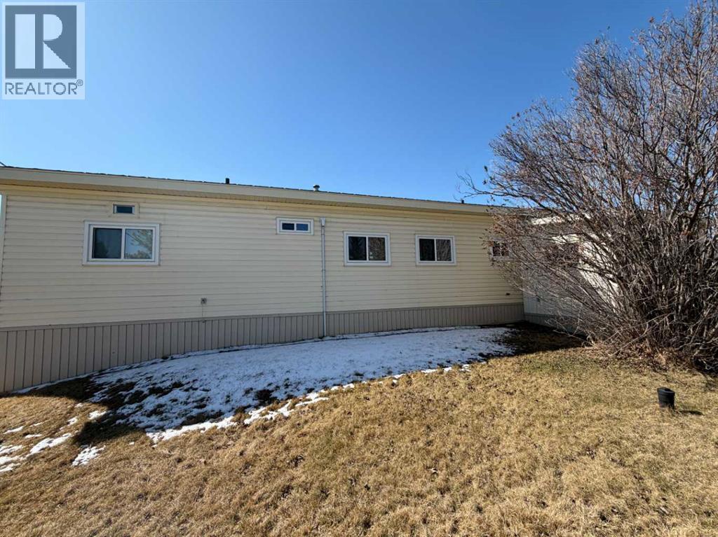 17, 5211 55 Avenue, Rocky Mountain House, Alberta  T4T 1M8 - Photo 3 - A2306135