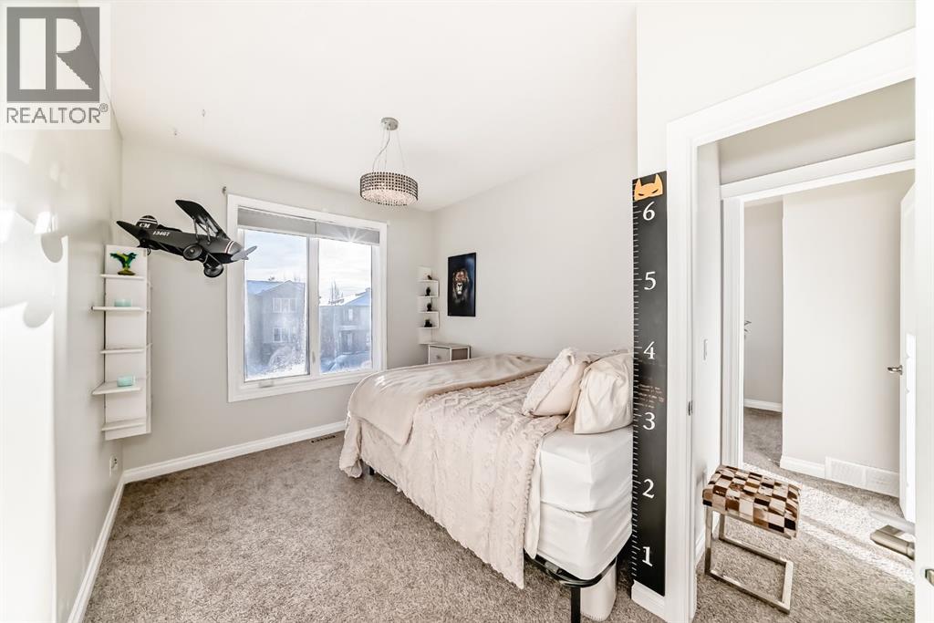 4627 83 Street NW, Calgary, Alberta  T3B 2R1 - Photo 33 - A2292481