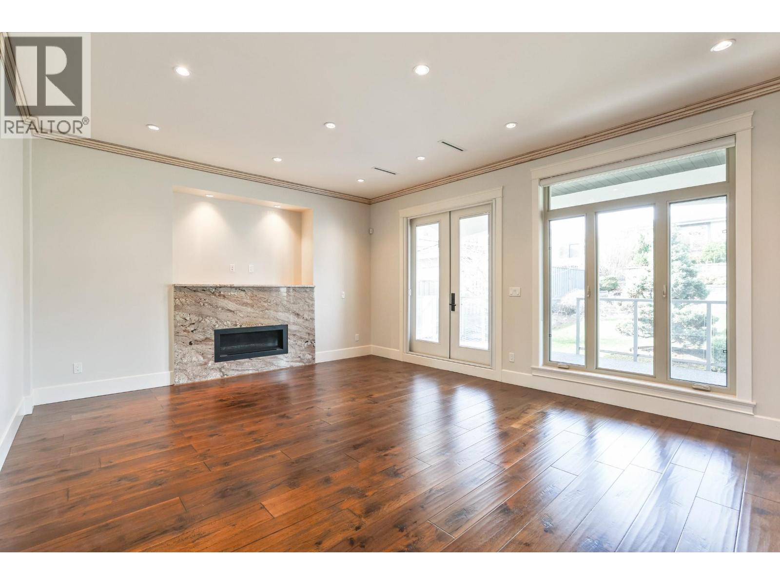 7525 13th Avenue, Burnaby, British Columbia  V3N 2E3 - Photo 8 - R3101089