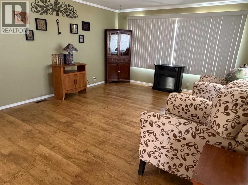 17, 5211 55 Avenue, Rocky Mountain House, Alberta  T4T 1M8 - Photo 10 - A2306135