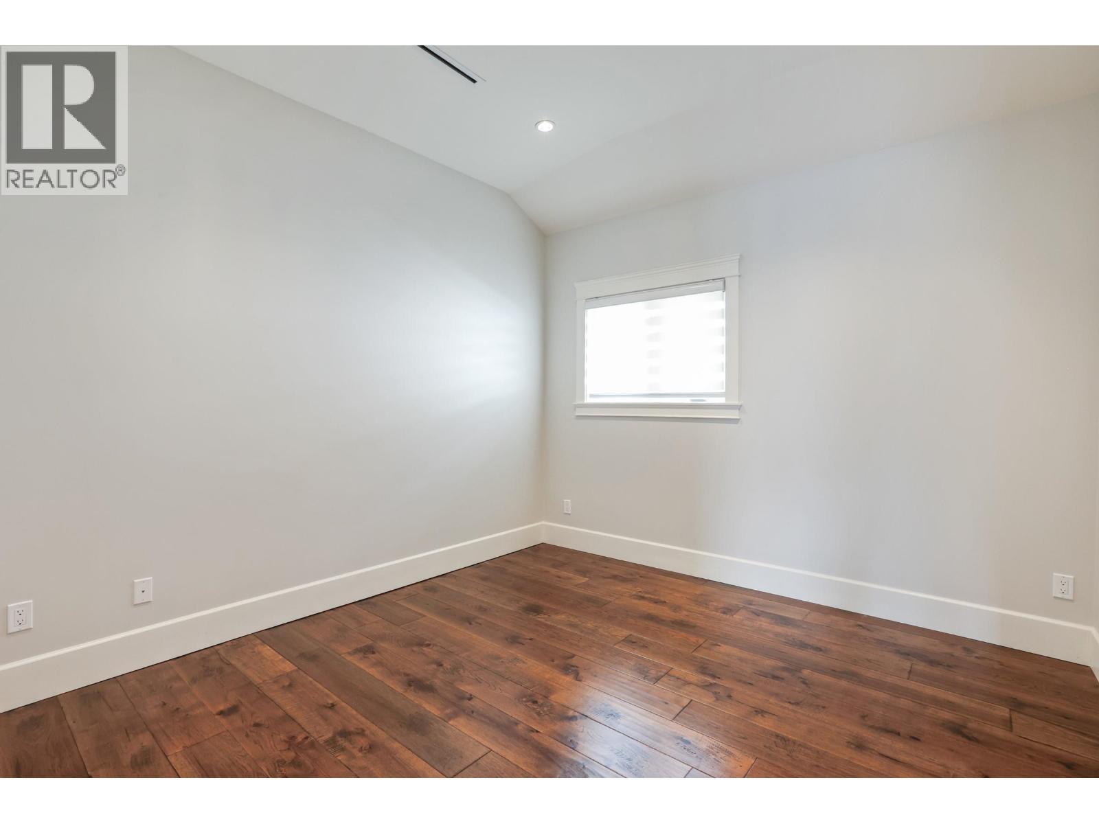 7525 13th Avenue, Burnaby, British Columbia  V3N 2E3 - Photo 26 - R3101089