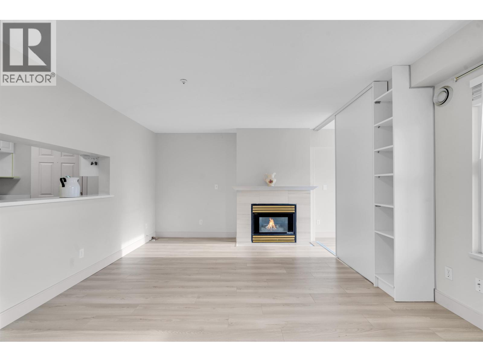 205 2965 Horley Street, Vancouver, British Columbia  V5R 6B9 - Photo 3 - R3117426