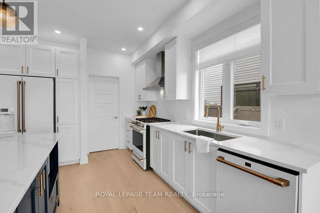 516 Bobolink Ridge, Ottawa, Ontario  K2S 2N5 - Photo 10 - X13060374