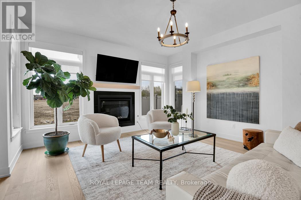 516 Bobolink Ridge, Ottawa, Ontario  K2S 2N5 - Photo 7 - X13060374