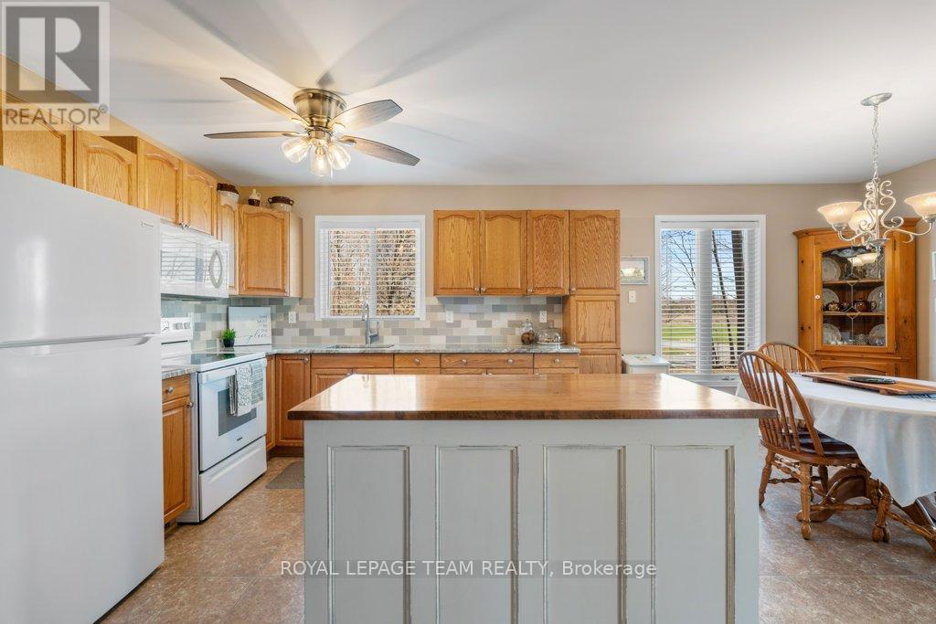 15065 Concession 3-4 Road, North Stormont, Ontario  K0C 1K0 - Photo 10 - X13060406