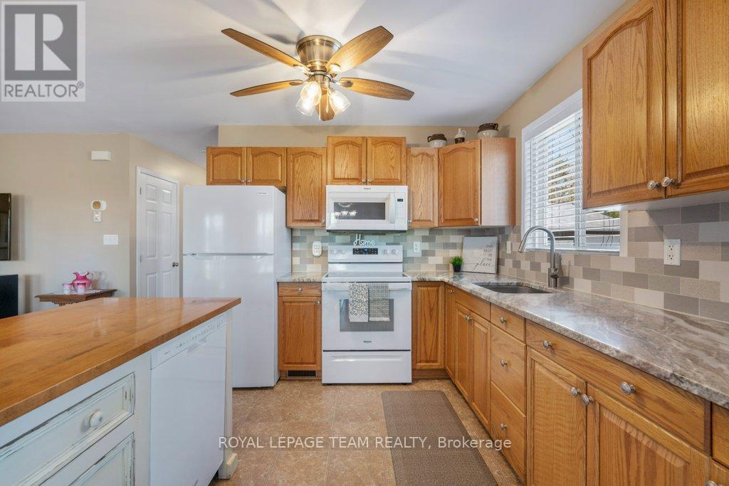 15065 Concession 3-4 Road, North Stormont, Ontario  K0C 1K0 - Photo 12 - X13060406