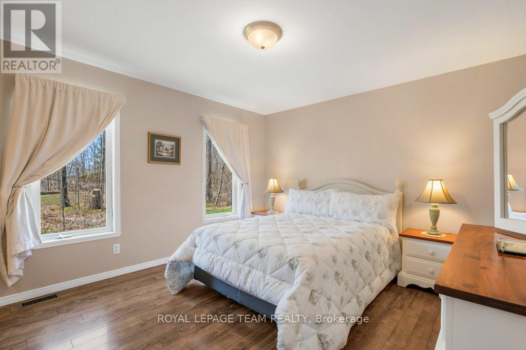 15065 Concession 3-4 Road, North Stormont, Ontario  K0C 1K0 - Photo 19 - X13060406