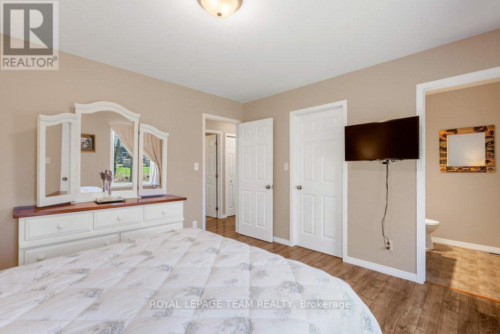 15065 Concession 3-4 Road, North Stormont, Ontario  K0C 1K0 - Photo 20 - X13060406