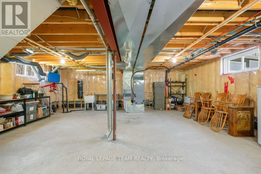 15065 Concession 3-4 Road, North Stormont, Ontario  K0C 1K0 - Photo 25 - X13060406