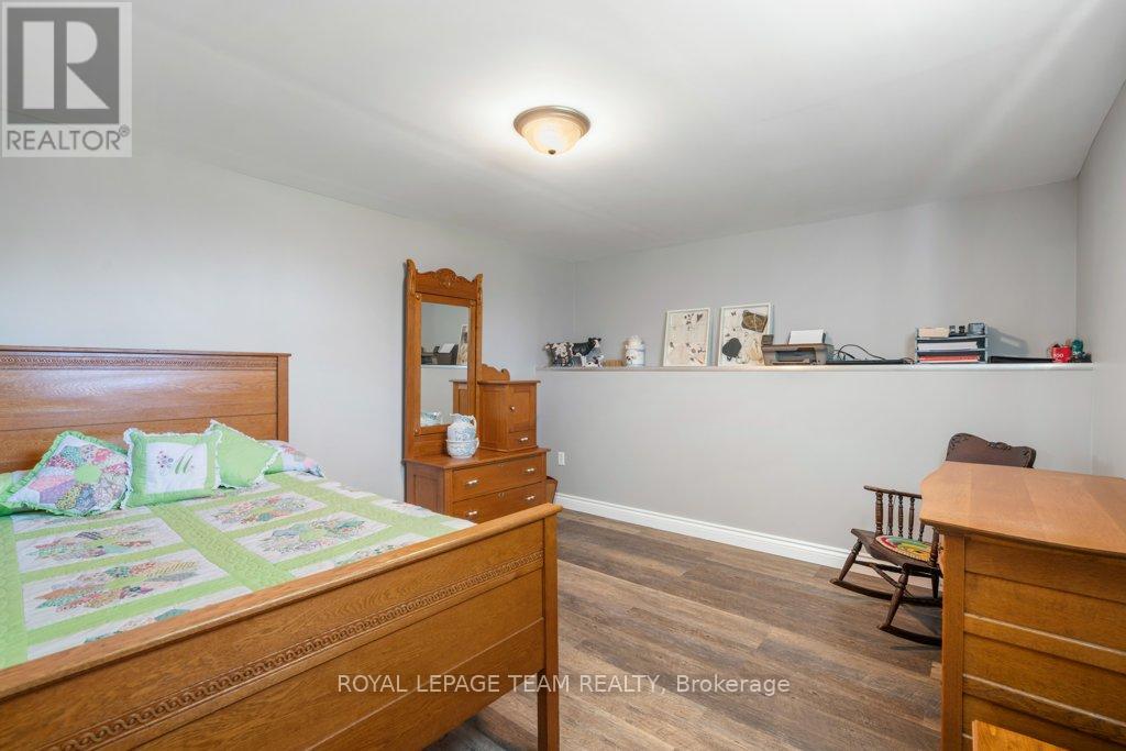 15065 Concession 3-4 Road, North Stormont, Ontario  K0C 1K0 - Photo 27 - X13060406