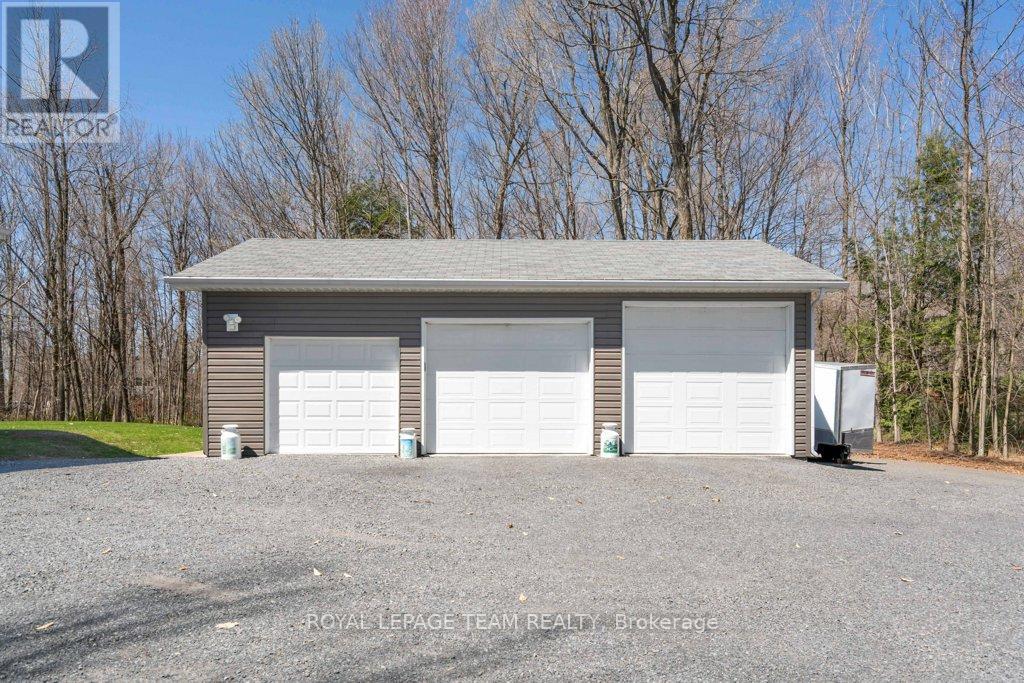 15065 Concession 3-4 Road, North Stormont, Ontario  K0C 1K0 - Photo 31 - X13060406