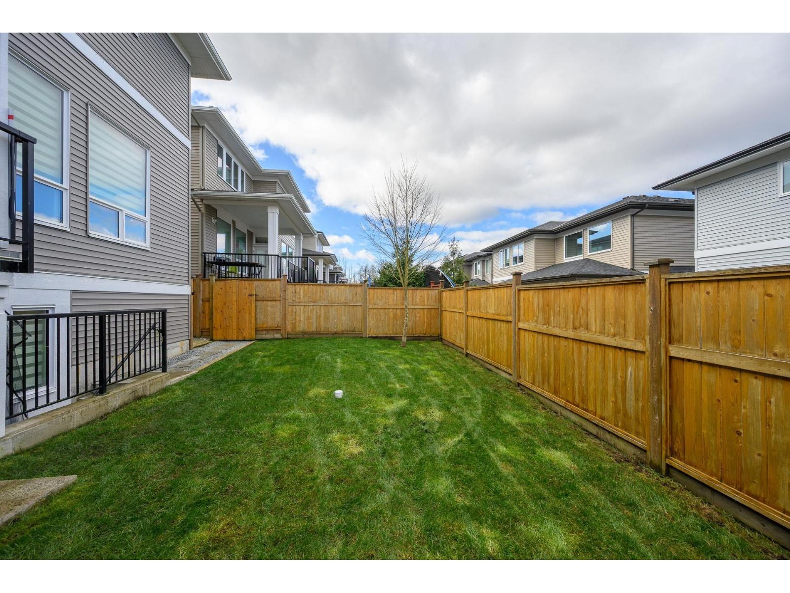 19655 74a Avenue, Langley, British Columbia  V2Y 3R8 - Photo 37 - R3117545