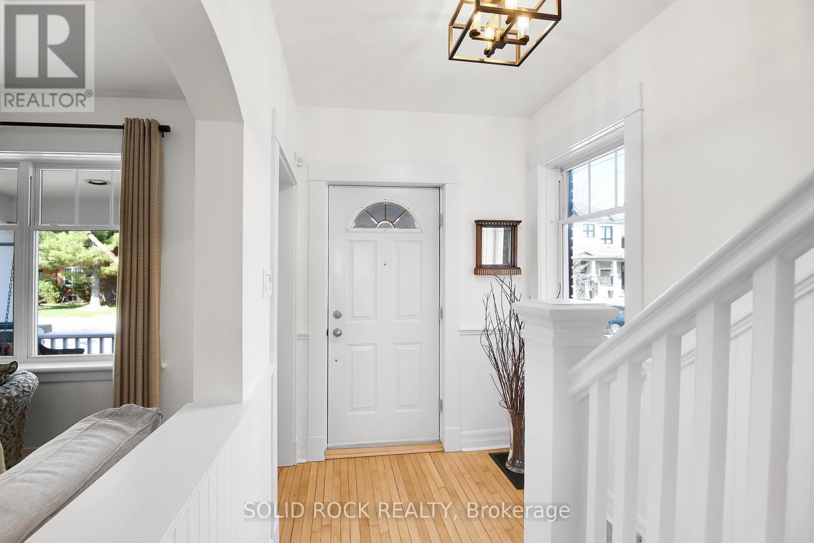 32 Clarendon Avenue, Ottawa, Ontario  K1Y 0P2 - Photo 4 - X13055828